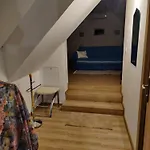 Pod Rotundou * Скалица