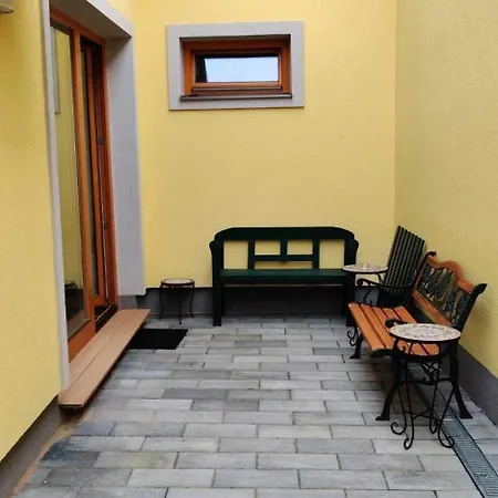 Pod Rotundou Apartment *